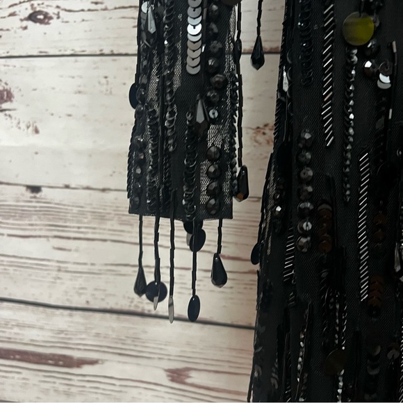 Mac Duggal Black Long Sleeve V Neck Beaded Sequins Mini Dress Size 4 - Picture 10 of 16